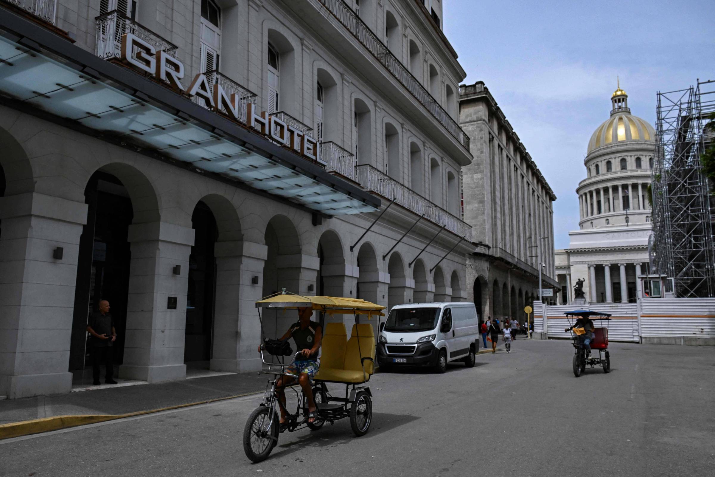 Meliá encerra operações em Cuba: O impacto das sanções e o futuro do turismo na ilha
