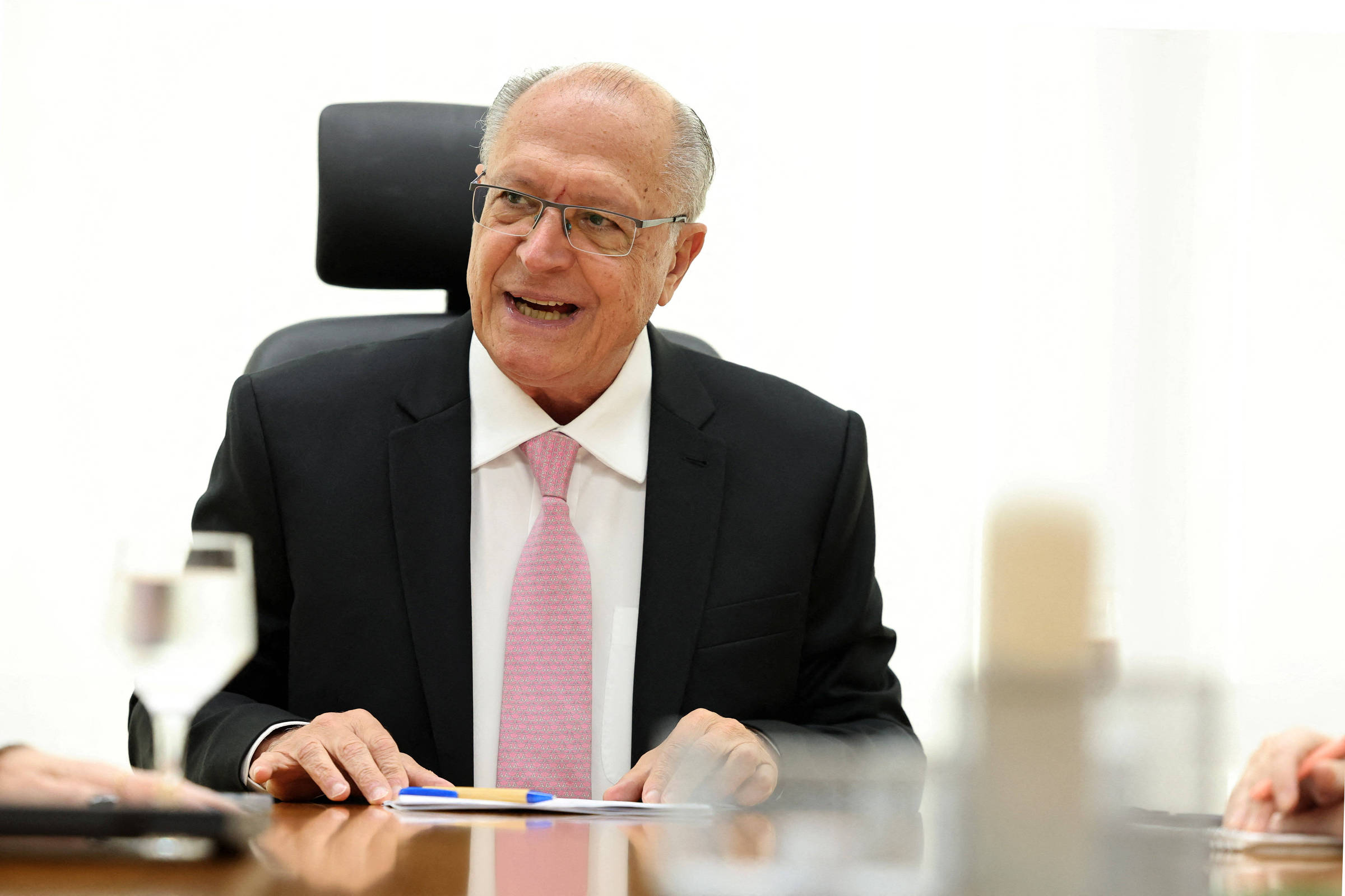 Alckmin e a Postura do Governo Lula Diante das Tarifas Norte-Americanas
