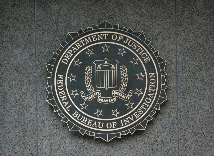 Governo dos EUA busca a perda de US$ 25 milhões em criptomoedas ligadas a golpes românticos e de investimento