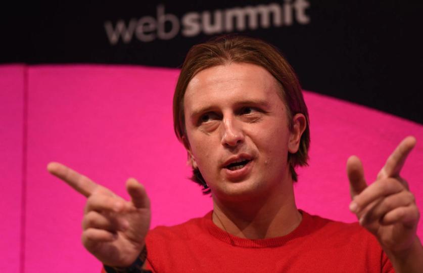 Revolut Alcanca Avaliação de $115 Bilhões com Venda de Ações para Funcionários