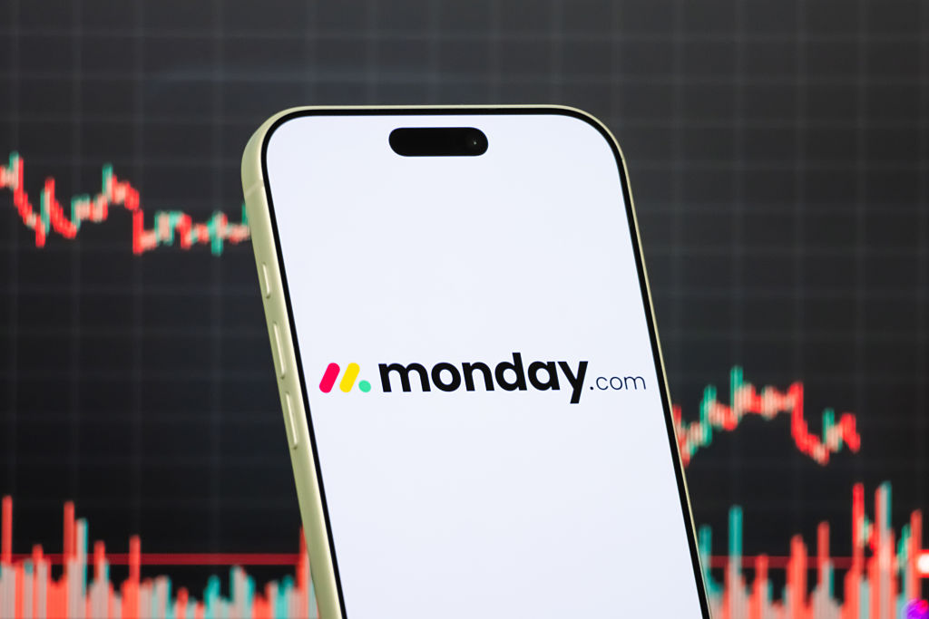 Monday.com Anuncia Demissões em Massa para Enfatizar Foco em Inteligência Artificial
