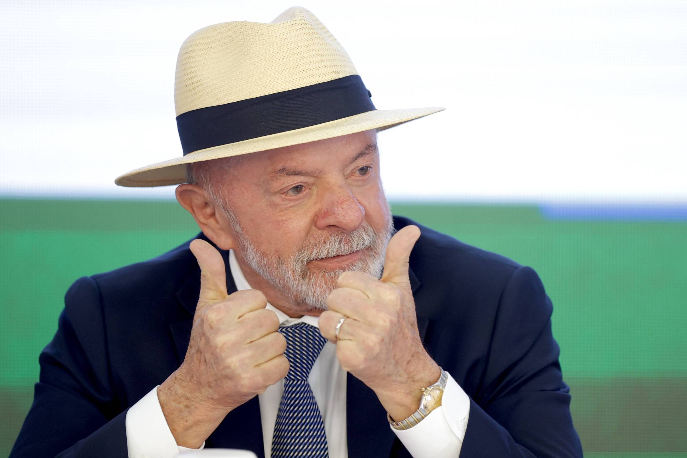 Lula Mantém Posição em Negociações de Tarifas com os EUA