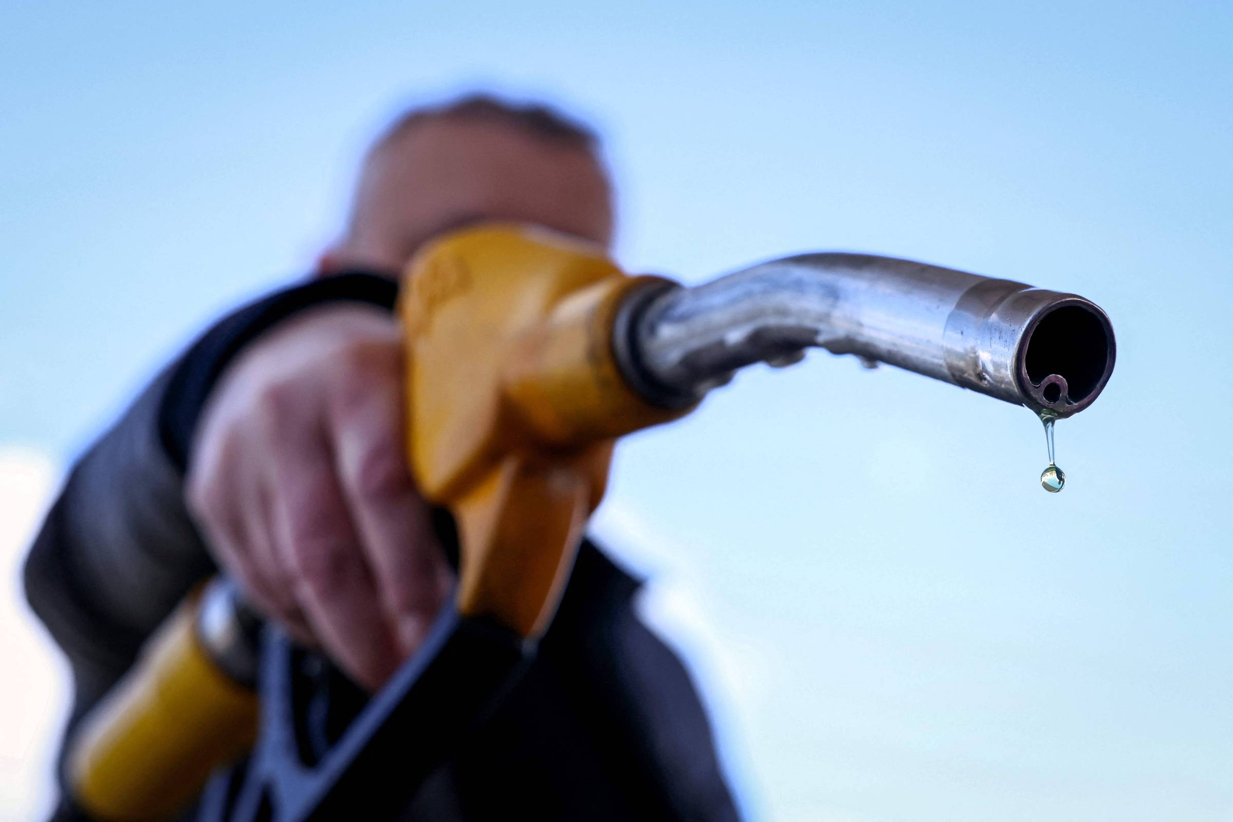 Petróleo em Alta: Conflitos Geopolíticos e seus Impactos no Mercado