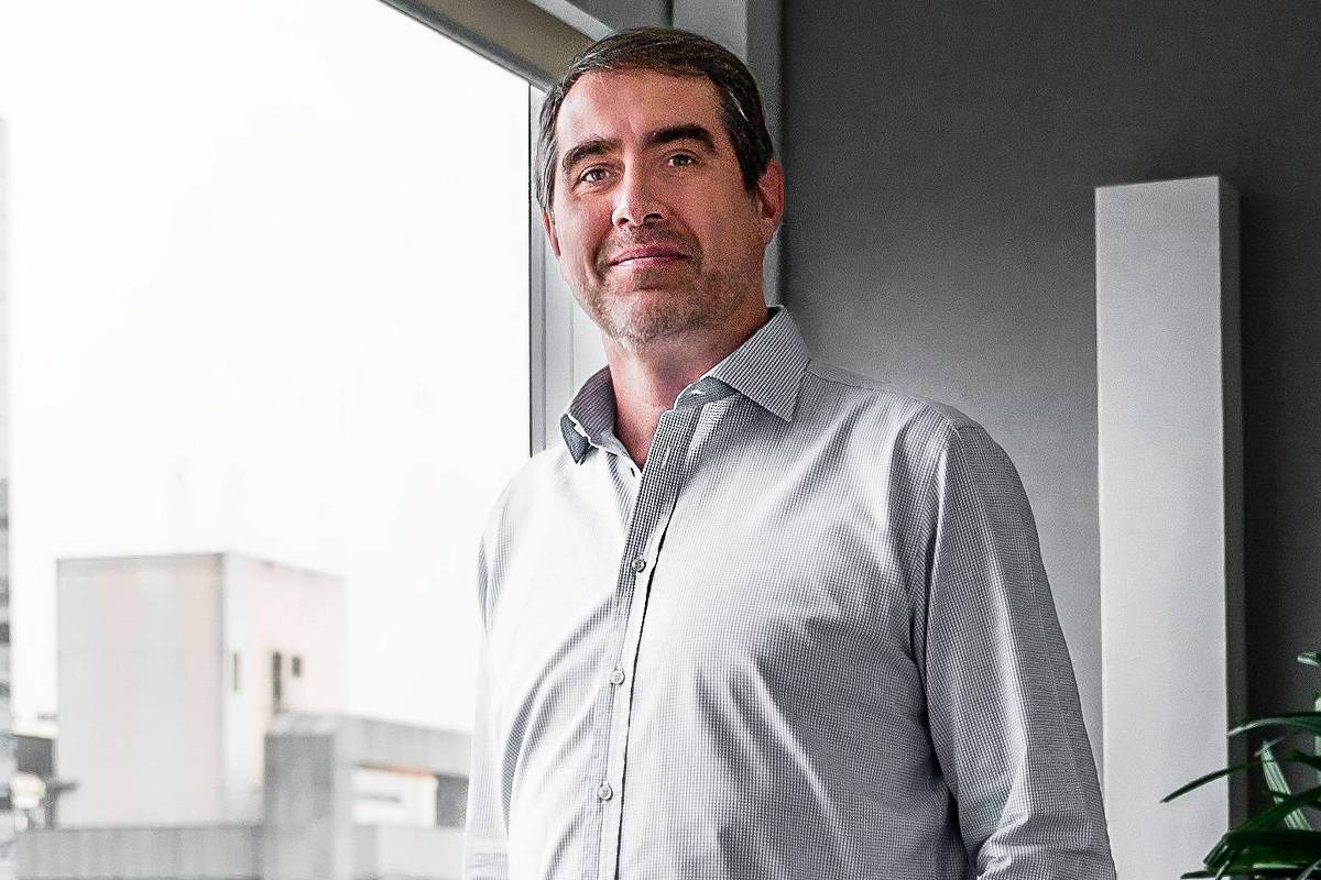 Pitzi e Renov: A Revolução no Mercado de Smartphones e a Projeção de R$ 280 Milhões em Vendas Em 2026