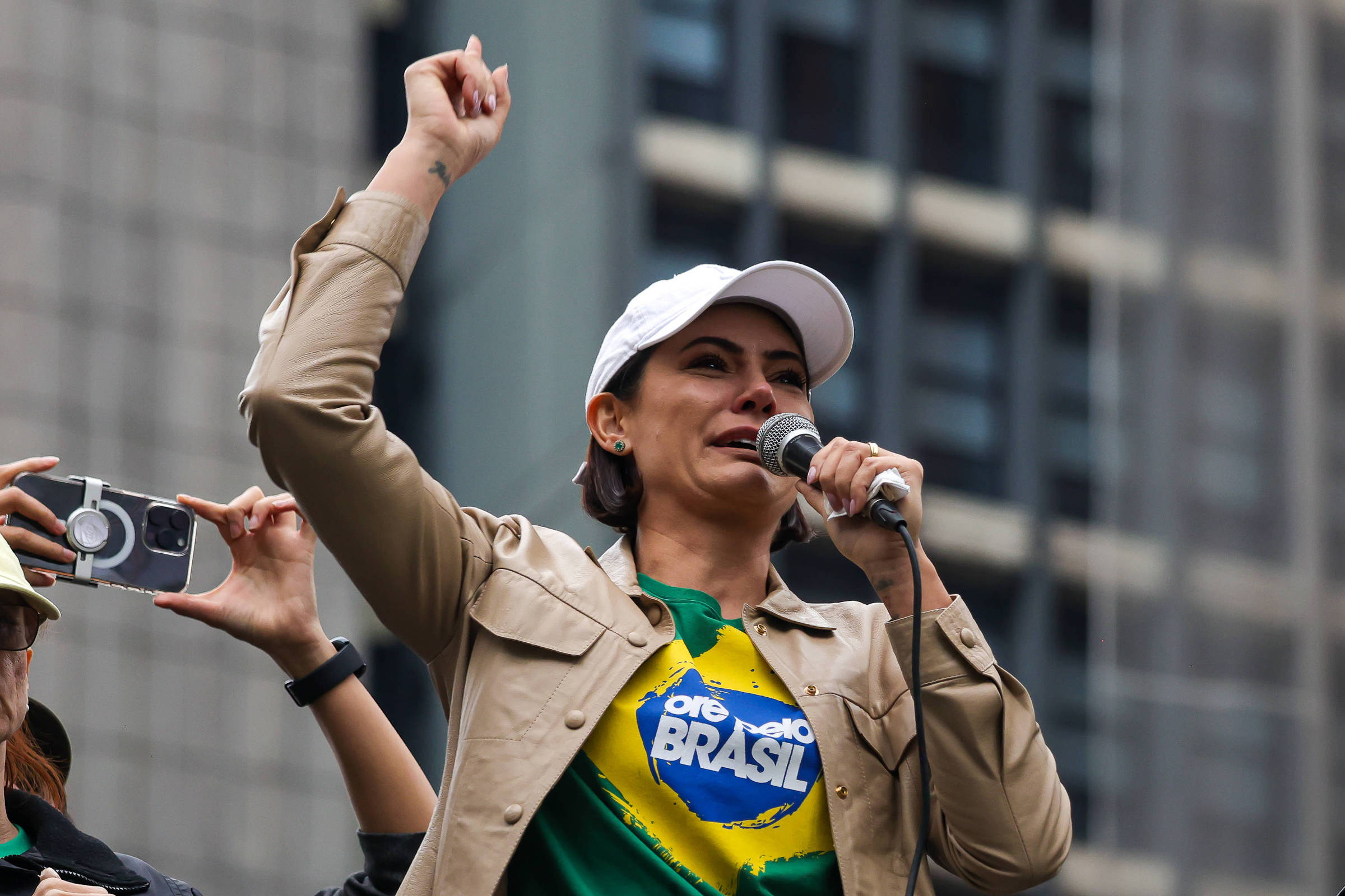Michelle Bolsonaro: A Nova Protagonista da Campanha Eleitoral?