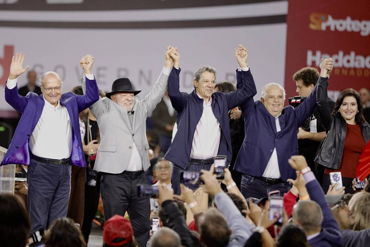 PT Oficializa Fernando Haddad como Candidato ao Governo de SP em Evento Histórico