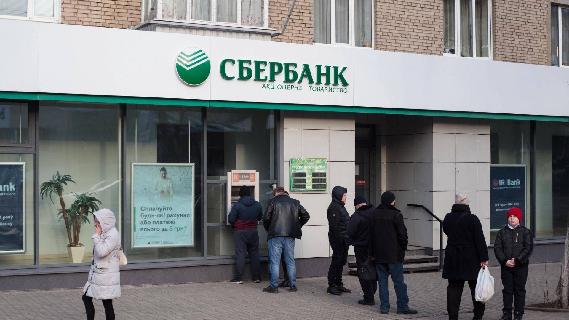 Sberbank, o Maior Banco da Rússia, Prepara Infraestrutura de Negociação em Cripto até Dezembro