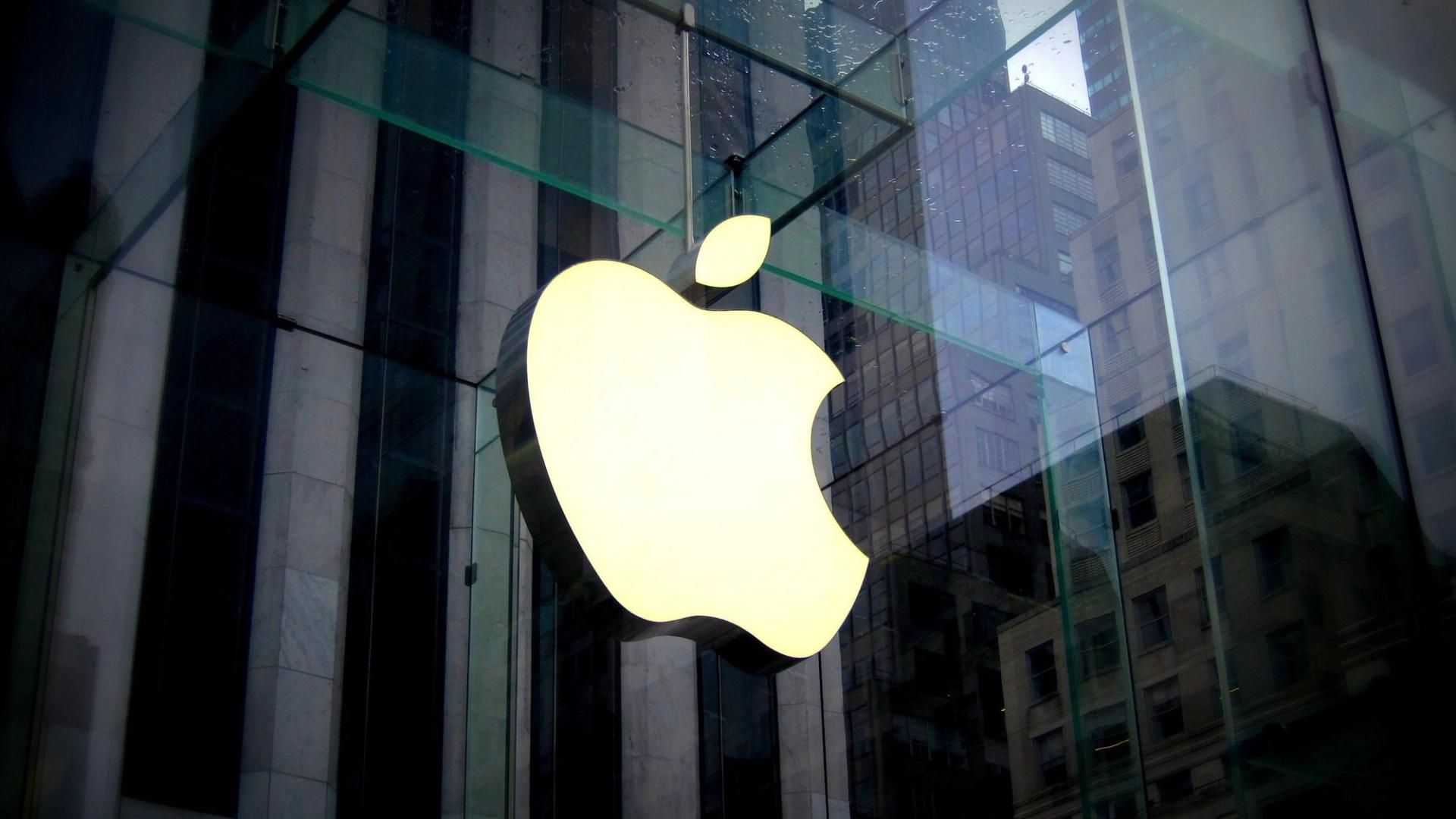 Apple sob Fogo: Processo Alega que Aplicativo Falso de Bitcoin Permaneceu na App Store Após Roubo de $875,000