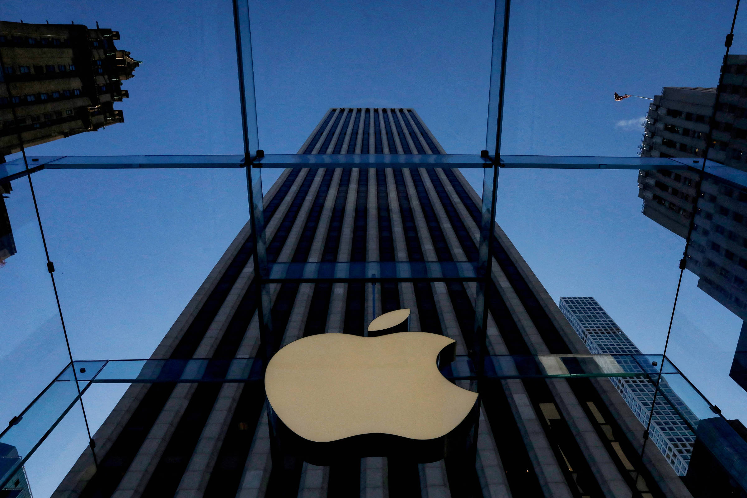 Apple Atinge Brevemente Valor de Mercado de US$ 5 Trilhões pela Primeira Vez