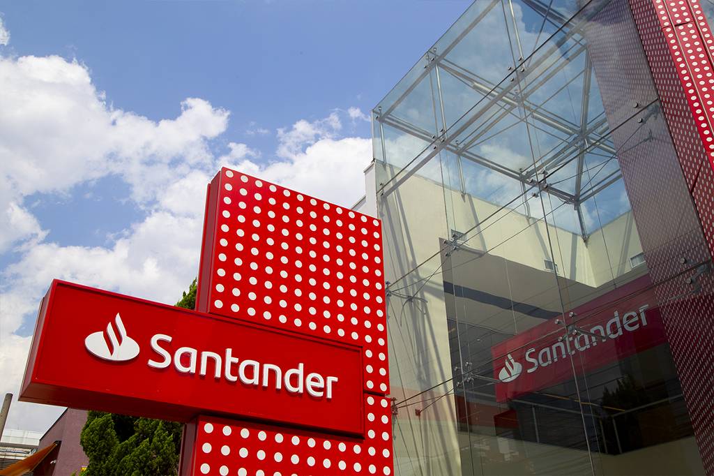 Santander Brasil apresenta queda de 17,6% no lucro do 2º trimestre de 2026